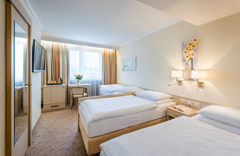 Bedroom 2, Hotel Scherer, Salzburg