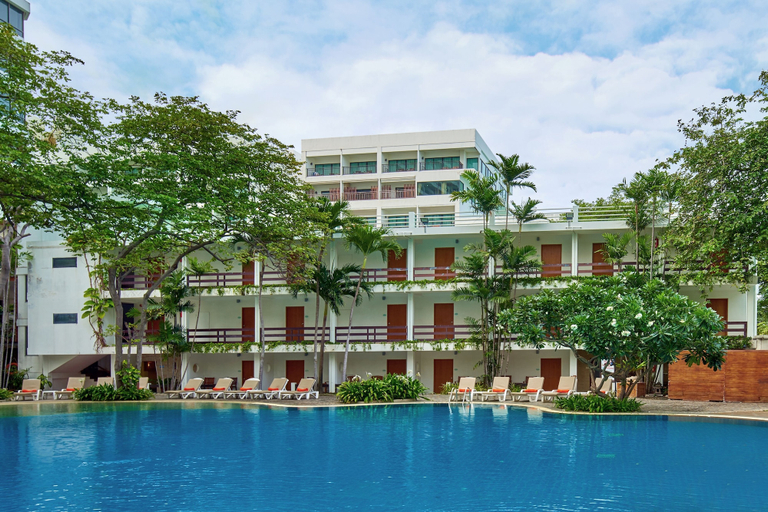Exterior & Views 2, Cosy Beach Hotel, Pattaya
