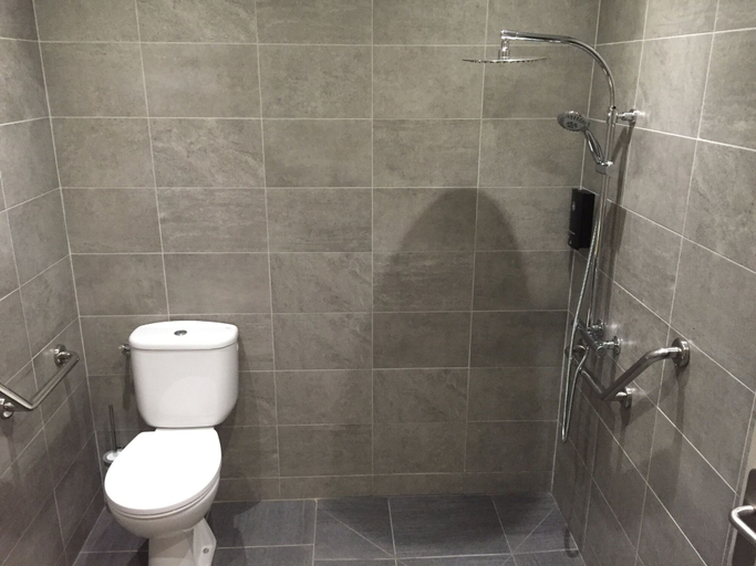Bathroom 5, KYRIAD BORDEAUX SUD - Villenave d'Ornon, Gironde