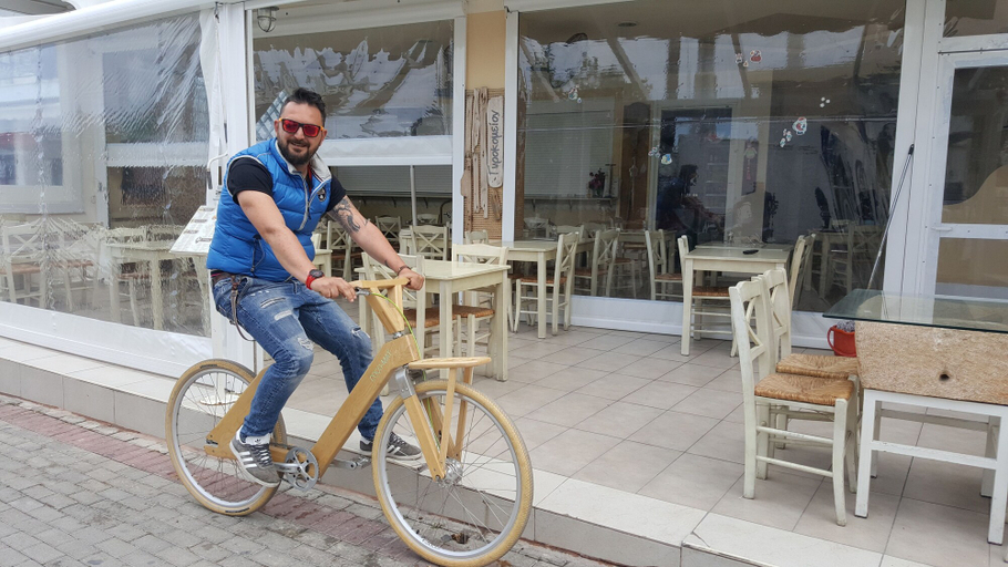 Food & Drinks 5, Koukounari Studios, Attica
