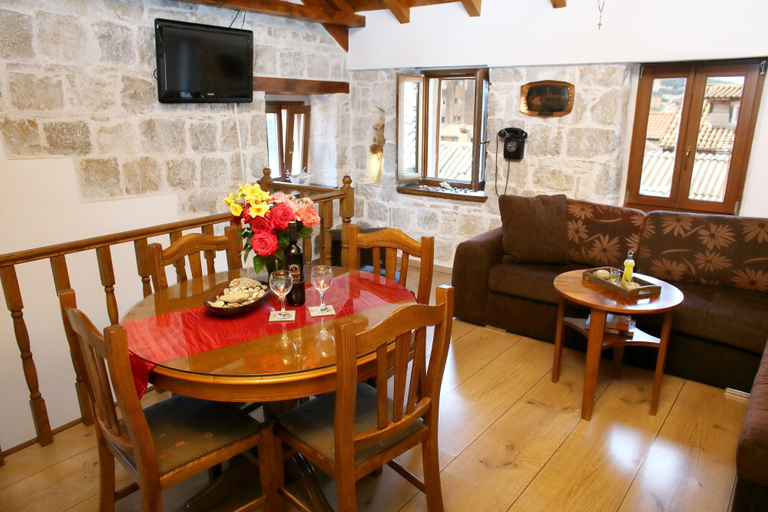 Others 5, Apartments Zecic, Split