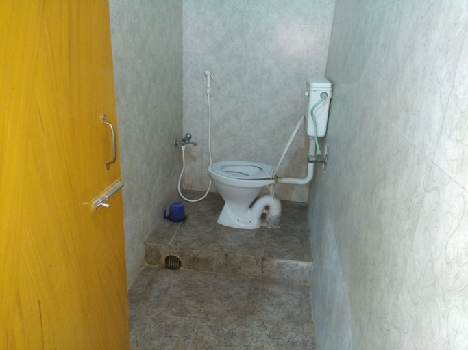 Bathroom 3, Hotel Anjali, Deoghar