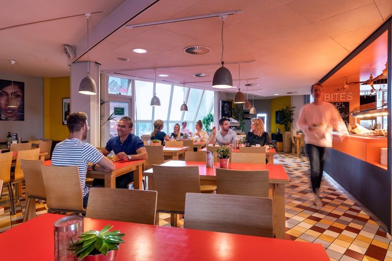 Food & Drinks 5, Stayokay Rotterdam, Rotterdam
