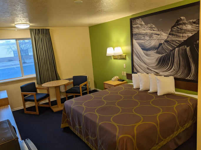 Bedroom 3, Horizon Hotel, Uintah