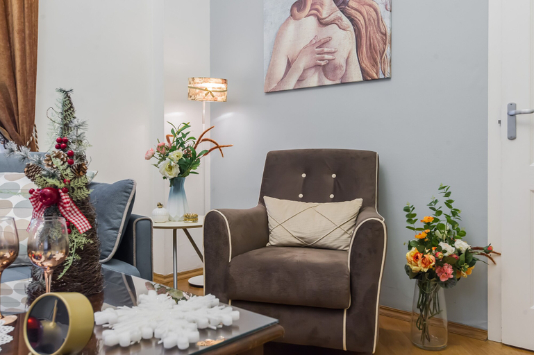 Others 5, GM Apartment Kudrinskaya Square 1, Northern