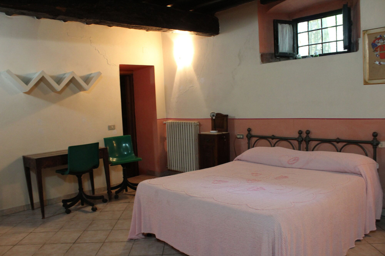 Bedroom 2, La Cascianella, Florence