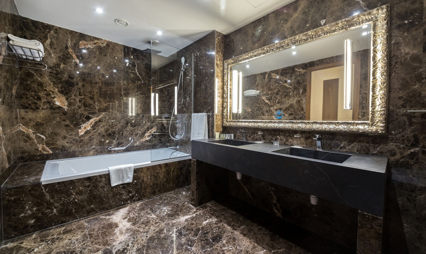 Bathroom 5, Adams Beach Hotel & Spa