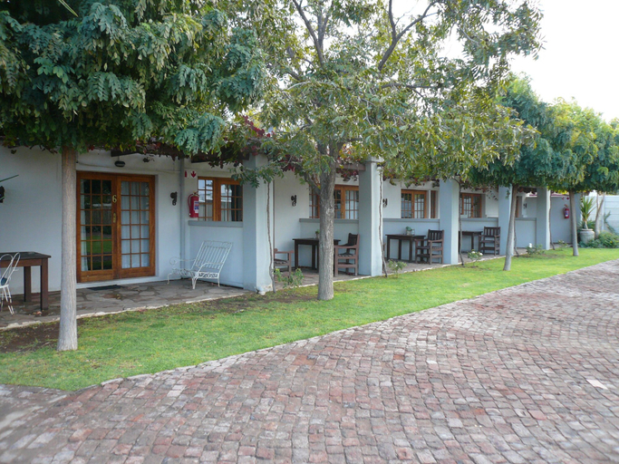 Exterior & Views 2, Die Herehuis Guesthouse, Central Karoo