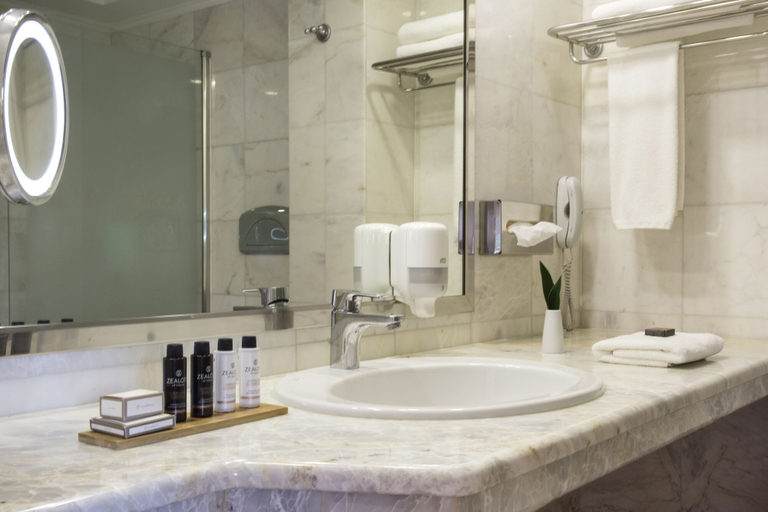 Bathroom 4, Negroponte Resort Eretria, Central Greece