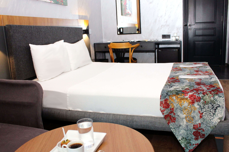 Bedroom 4, İstanbul Fair Hotel, Bakırköy