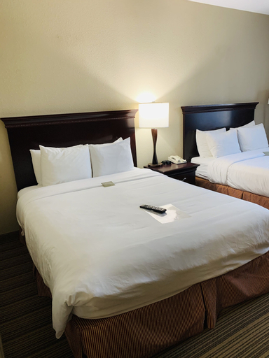 Bedroom 3, Country Inn & Suites by Radisson, Ithaca, NY, Tompkins