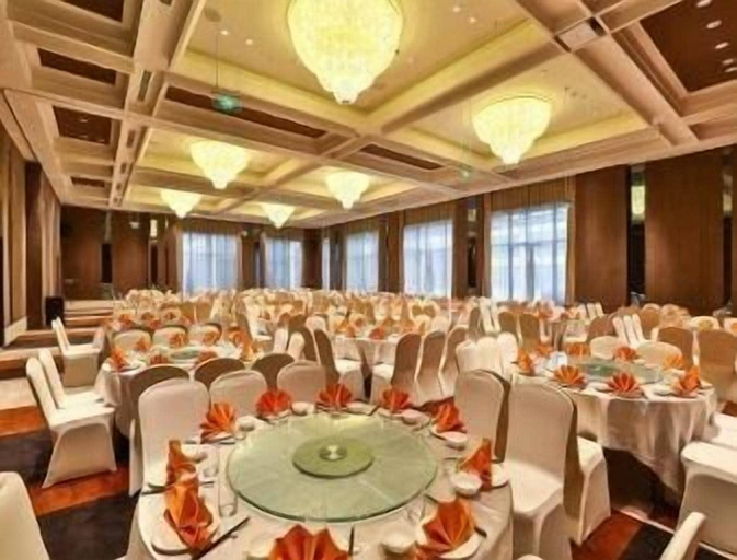 Food & Drinks 4, Ramada Encore Guanghan, Deyang