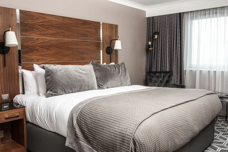 Bedroom 3, Waterfront Southport Hotel, Sefton