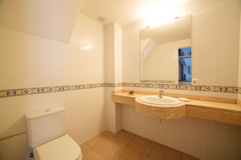 Bathroom 3, Apartaments Sa Guilla, Girona