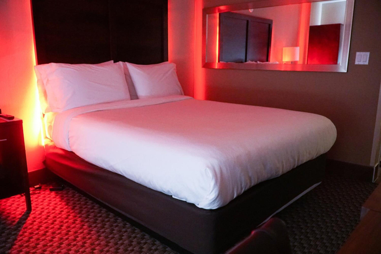 Bedroom 4, Hotel Mint JFK Airport, New York