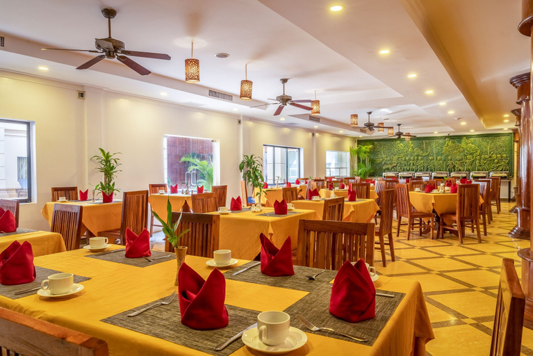 Food & Drinks 5, Dragon Royal Angkor Hotel, Siem Reap