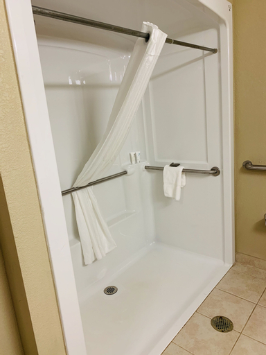 Bedroom 4, Country Inn & Suites by Radisson, Ithaca, NY, Tompkins
