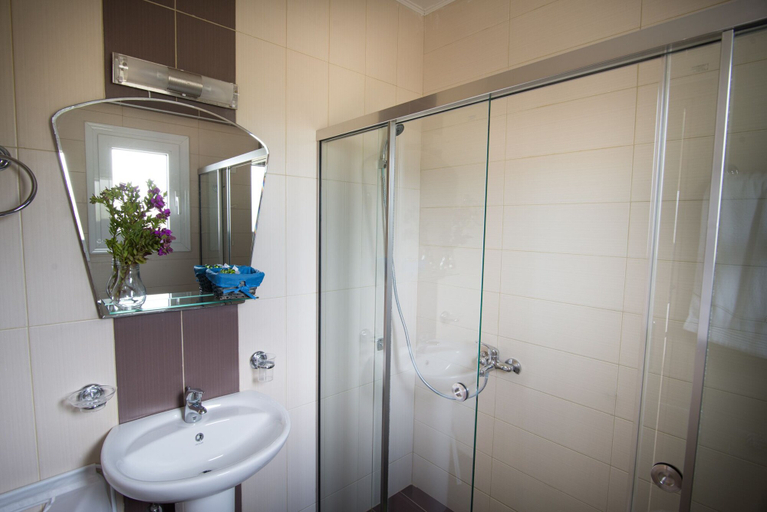 Bathroom, Baywatch Hotel, Peloponnese