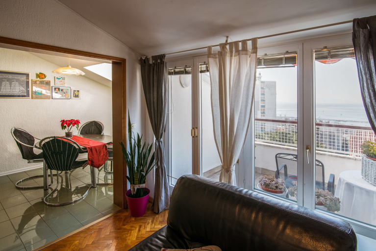 Others 5, Apartment Belvedere, Rijeka
