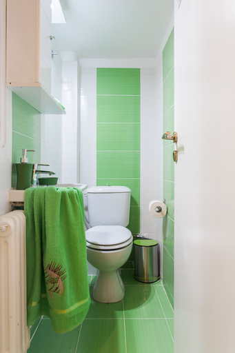 Bathroom 3, Big Central Metro Station Apartment 2, Attica