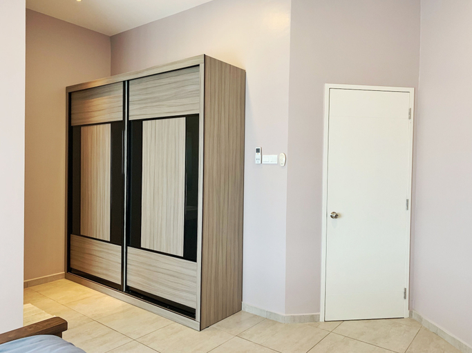 Others 5, Comfort Home Atlantis, Malacca City
