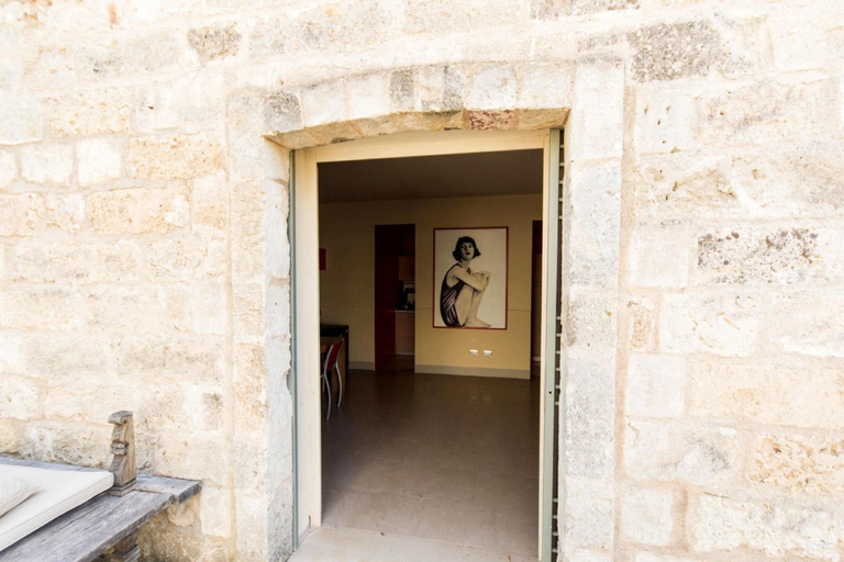 Others 5, Rettangolo di Pietra, Lecce