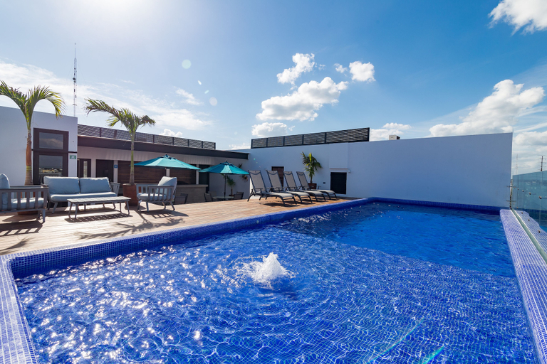 Sport & Beauty 4, Icono By CocoBR, Cozumel