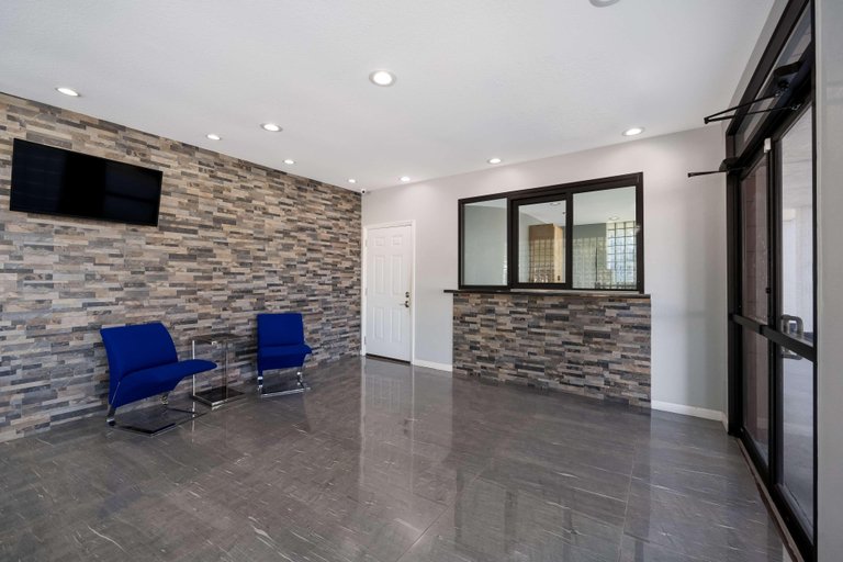 Public Area 3, SureStay Hotel by Best Western Spring North Houston, Montgomery