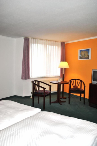 Bedroom 2, Heidehotel Lubast, Wittenberg