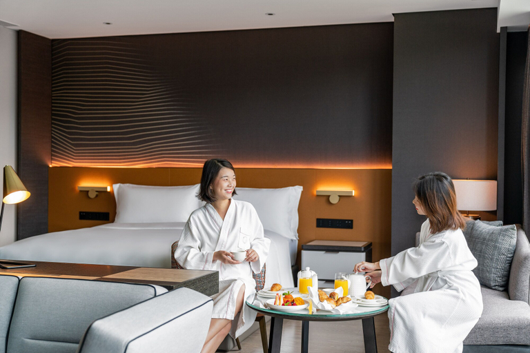 Bedroom 3, The G Shenzhen, A Tribute Portfolio Hotel, Shenzhen