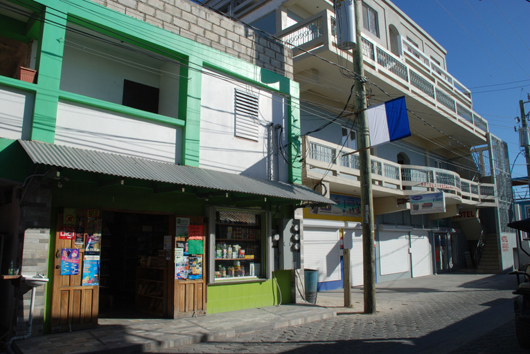 Exterior & Views 2, Coastal Bay Suite