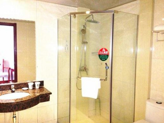 Bathroom 4, GreenTree Inn Jinan Gaoxin District Suncun New District Express Hotel, Jinan