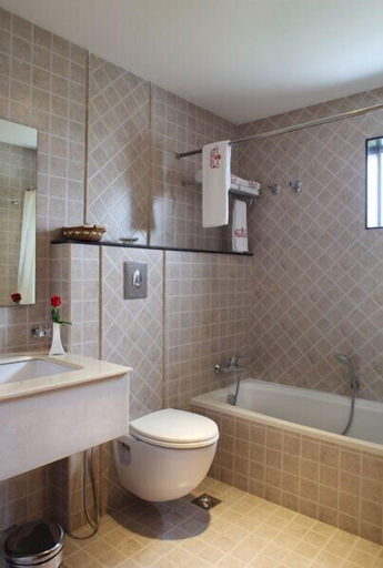 Bathroom 5, NM Royale County, Ernakulam