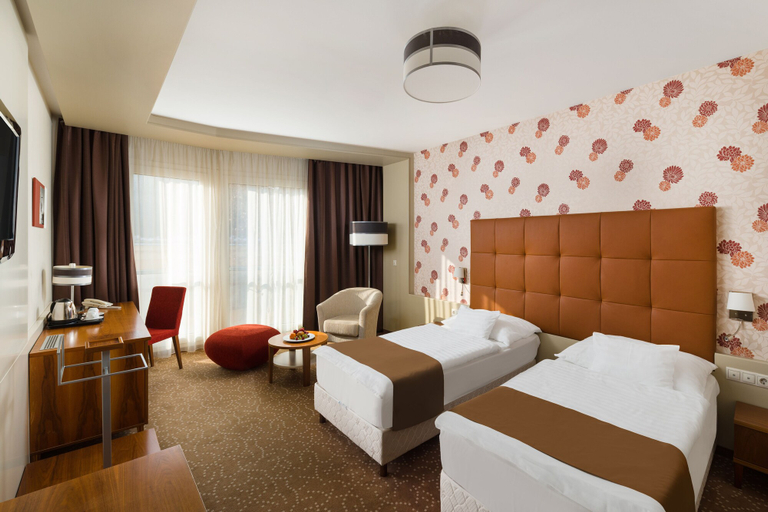 Bedroom 3, Corso Hotel Pécs, Pécs