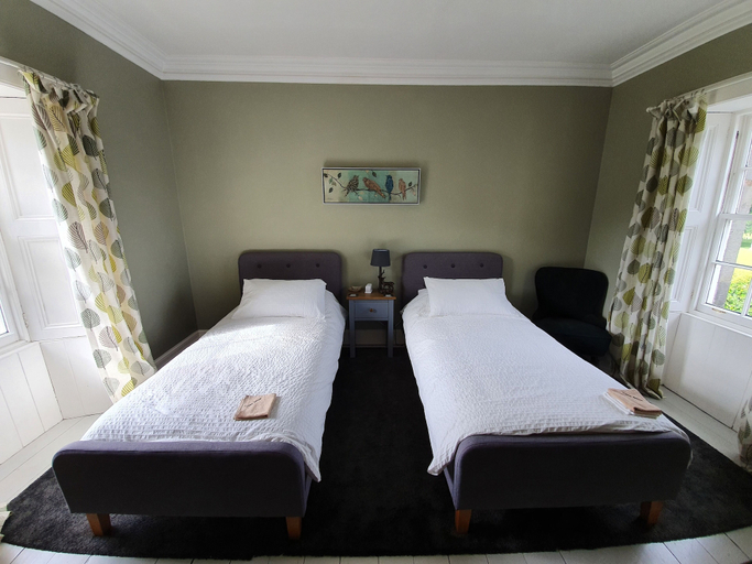 Bedroom 2, Parkhead House, West Lothian