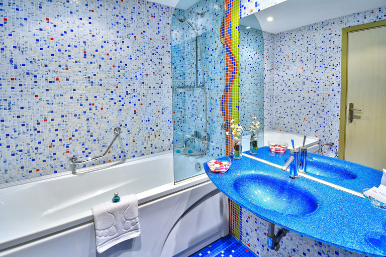 Bathroom 5, Aqua Hotel Burgas, Burgas