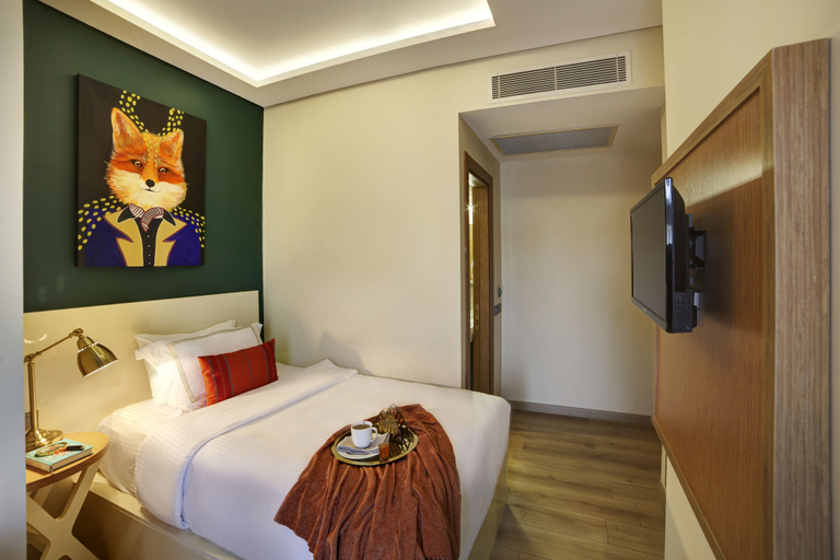 Bedroom 4, The Fox Hotel, Beyoğlu