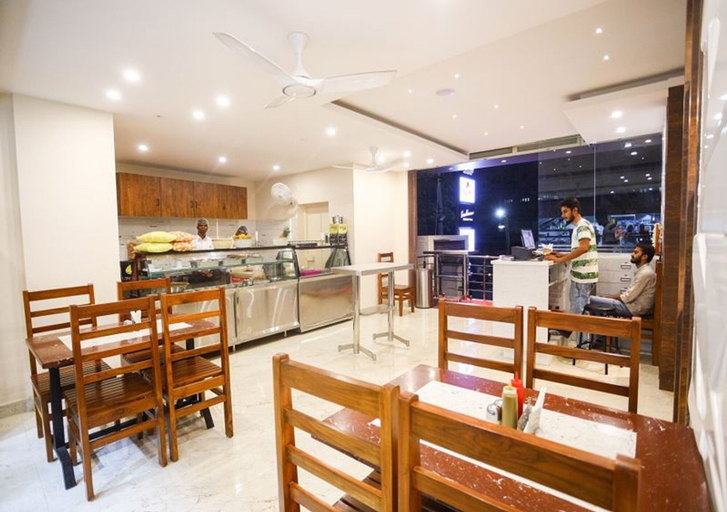 Food & Drinks, CLIFF EMBASSY BANQUET AND SUITES, Shimoga