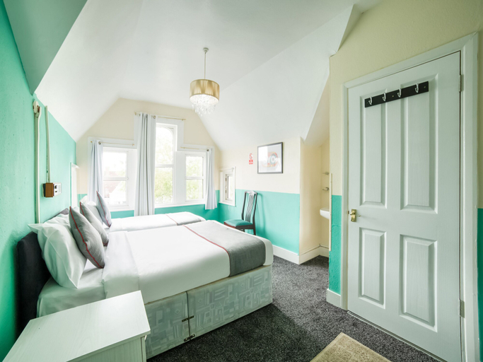 Bedroom 3, Devine Beach Hotel, Westcliff Southend-On-Sea, Southend-on-Sea