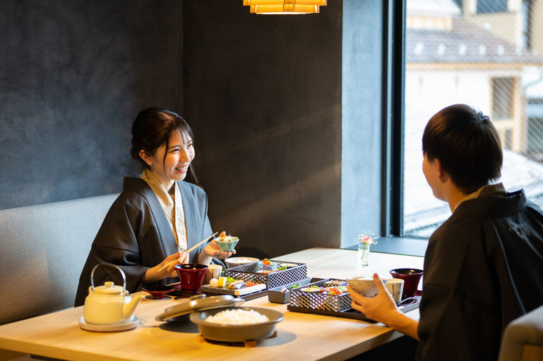 Food & Drinks 5, Urakusatsu Tou, Kusatsu