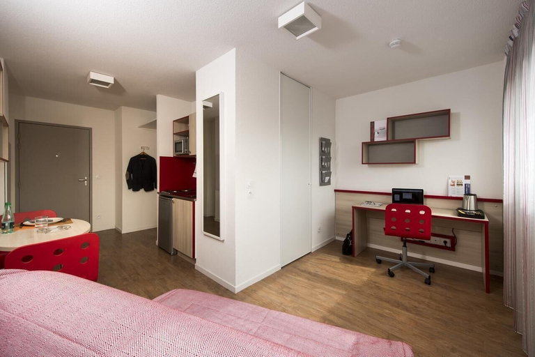 Bedroom 4, Studilodge - Résidence Phileas Lodge, Rhône