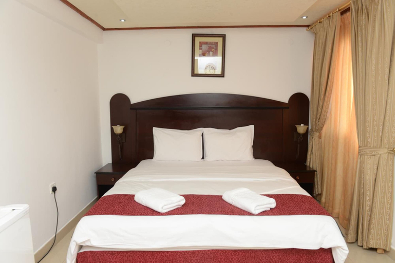 Bedroom 2, Stars Hotel, Bausher