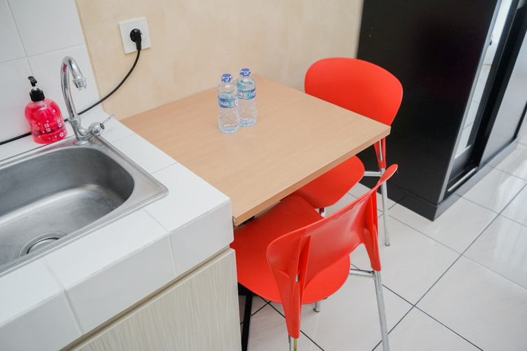 Bathroom 3, Fancy And Comfy Studio Apartment At M-Town Residence, Tangerang