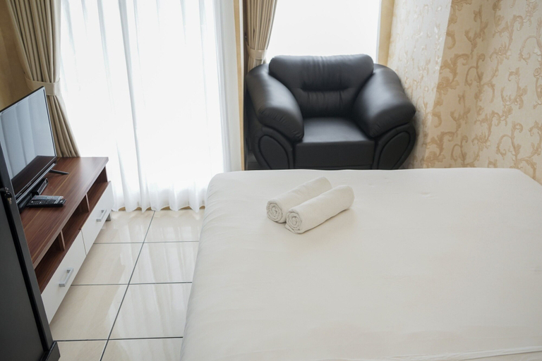 Bedroom 5, Fancy And Comfy Studio Apartment At M-Town Residence, Tangerang