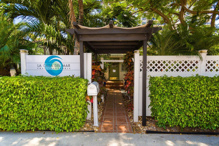 Exterior & Views 2, La Casa Del Mar, Broward