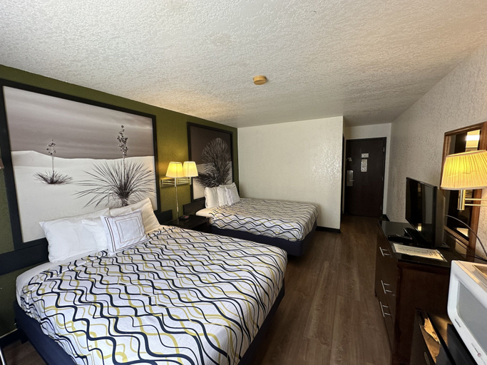 Bedroom 5, Simple Rewards Inn, Lincoln