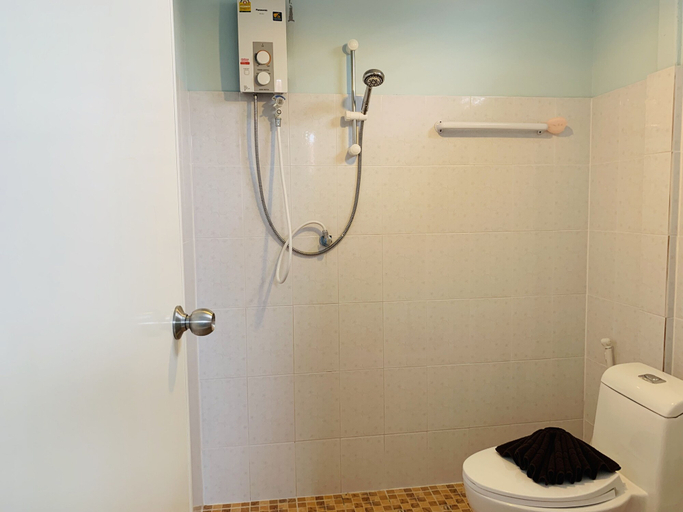 Bathroom 4, Palmthien Pool Villa Aonang, Mueang Krabi