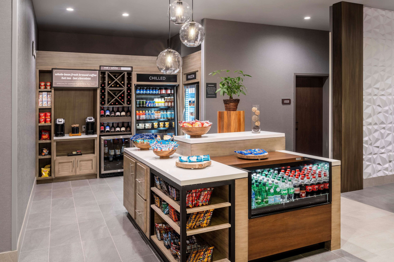 Food & Drinks 5, Hilton Garden Inn Pomona Chino, Los Angeles