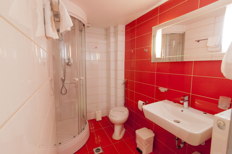 Bathroom 3, Krikonis Hotel, Epirus