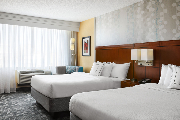 Bedroom 2, Courtyard by Marriott Lima, Allen